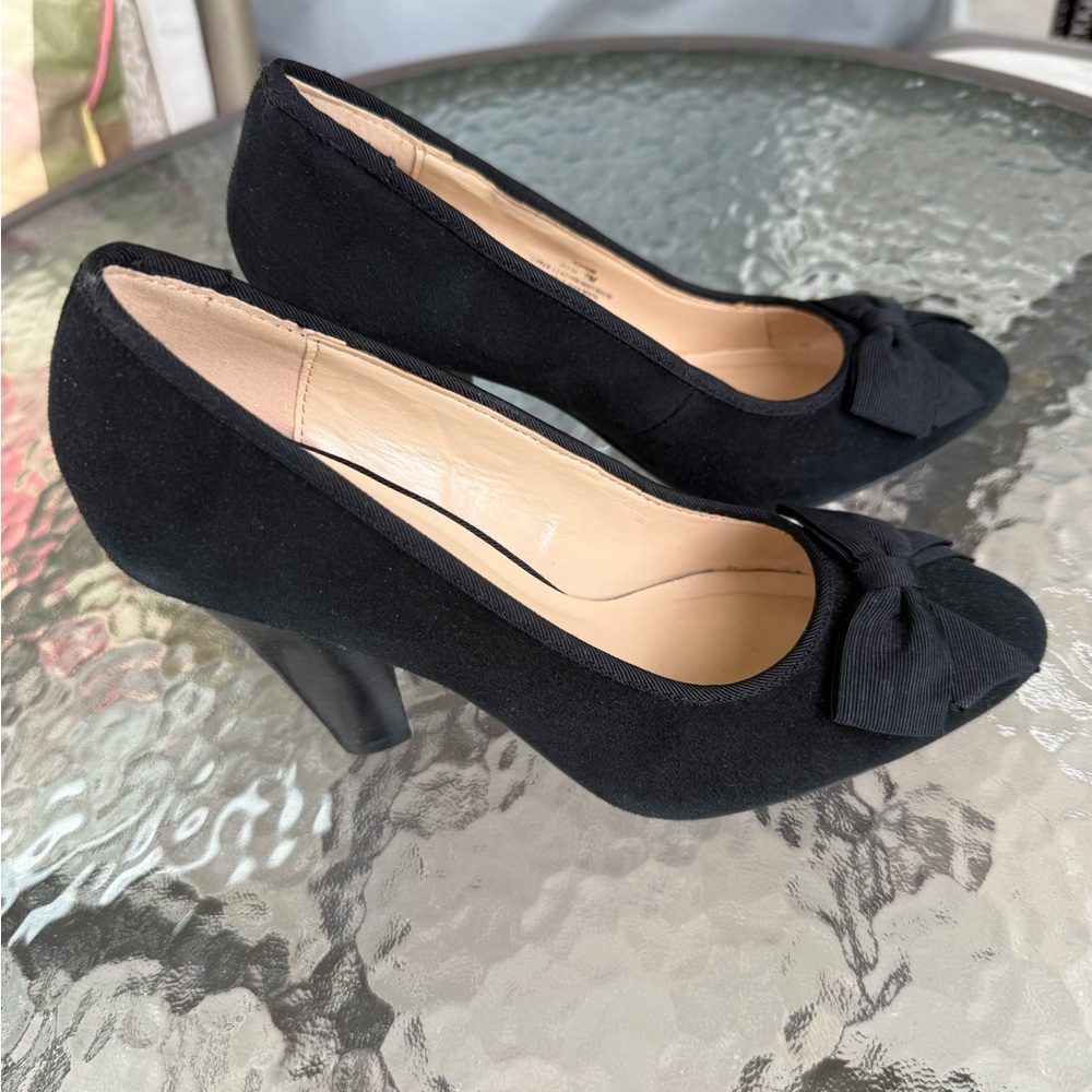 Isaac Mizrahi Live Women's 7M Pumps Stacked Heel Suede with Bow